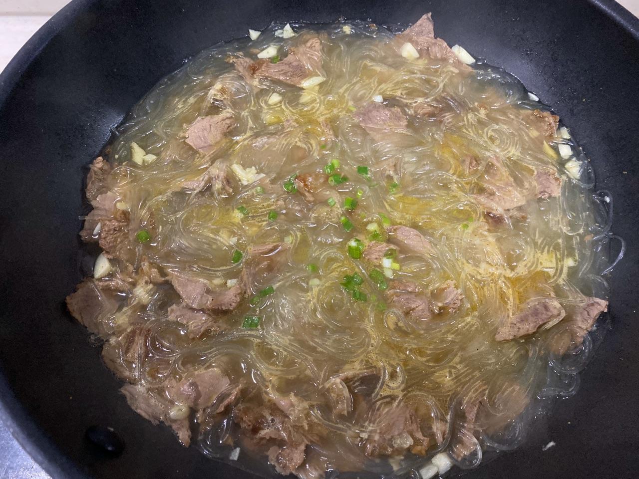 红烧牛肉粉丝汤的做法,红烧牛肉粉丝汤的做法菜